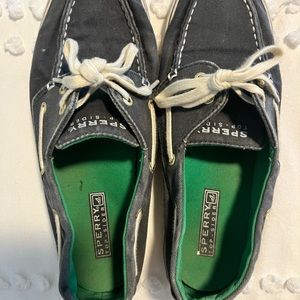 Sperry top sliders worn in